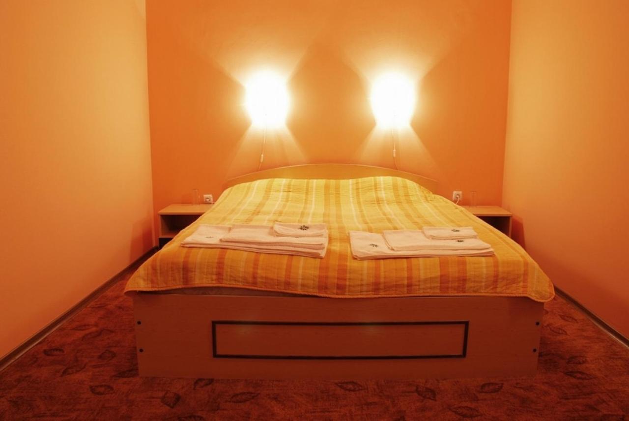 Hotel Tourist Center Momina Krepost Wielkie Tyrnowo Zewnętrze zdjęcie